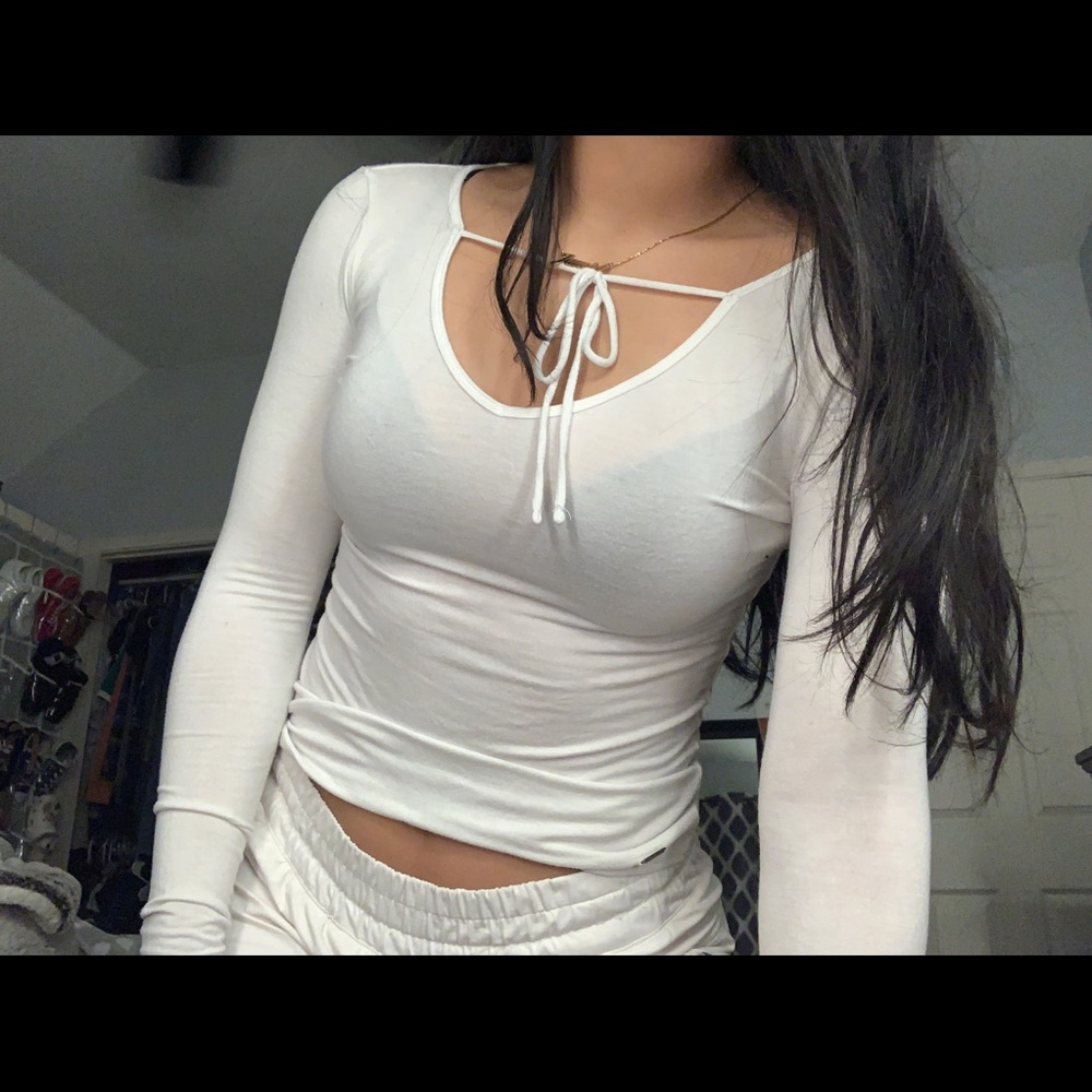 hollister shirt